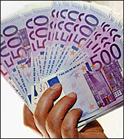 Ελέγχους για τα χαρτονομίσματα των €500 ξεκινά η Κομισιόν