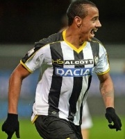 Στην Αθήνα ο Εβανζελίστα, στον Πανιώνιο ο Τζανδάρης