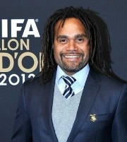 Ο Καρεμπέ αποκάλυψε ότι θα γινόταν γιατρός ή πορνοστάρ!