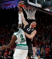 O Παναθηναϊκός με ανατροπή νίκησε την Μπάμπεργκ