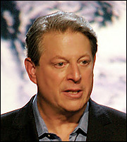 Al Gore: Αναγκαία η στροφή στην πράσινη οικονομία