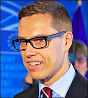 Φινλανδία: Καθαίρεσε τον Αλεξάντερ Στουμπ το συγκυβερνών κόμμα NCP