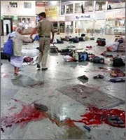 Ινδία: Συνεχίζονται οι επιχειρήσεις στη Βομβάη