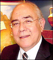 Ομήρου: «Θα επιδιώξουμε λύση εκτός τρόικας