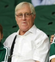 Σπείρα εκβιαστών τηλεφώνησε στον Γκμοx για δήθεν τροχαίο με εμπλοκή του γιού του!