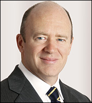 Προσπάθεια «υπονόμευσης» βλέπει ο CEO της Deutsche Bank