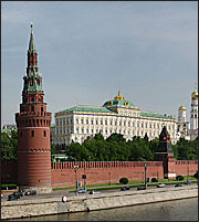 Ρωσία: Ο μεταποιητικός τομέας εξακολουθεί να συρρικνώνεται