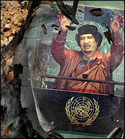 Ο Καντάφι επιχειρεί άνοιγμα στη Δύση μέσω Αθήνας