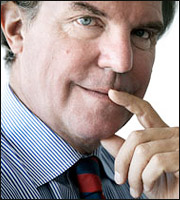 Ν. Νεγρoπόντε: Ευκαιρία η αργή διείσδυση Ιnternet