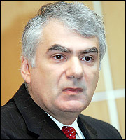 ΕΚΤ: Κινδυνεύει ο Α. Ορφανίδης λόγω Καζαμία