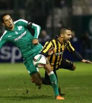 Ο Βάργκας οδήγησε την ΑΕΚ στη νίκη κόντρα στον Παναθηναϊκό