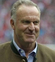 Ο Ρουμενίγκε πρότεινε τη δημιουργία μιας κλειστής λίγκας