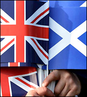 Υπέρ της απόσχισης από τη Βρετανία το 52% των Σκωτσέζων