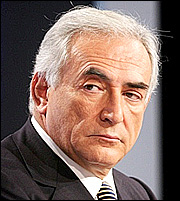 Strauss-Kahn: Θέτει θέμα εσωτερικής υποτίμησης