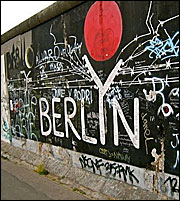 Βερολίνο: 25 χρόνια μετά την πτώση του Τείχους