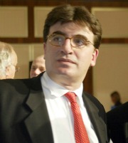 Ο Θεοδωρίδης ανέλαβε γενικός γραμματέας της UEFA