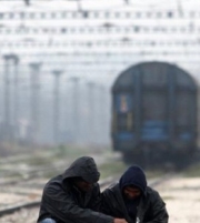 «Σταματημένο τρένο» η κυβέρνηση στην Ειδομένη