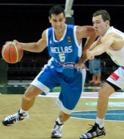 Αυλαία για τον Νίκο Ζήση από την Εθνική