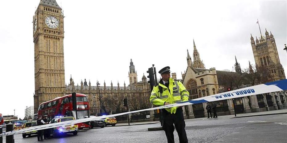 Αποτέλεσμα εικόνας για βρετανικο κοινοβουλιο πυροβολισμοι