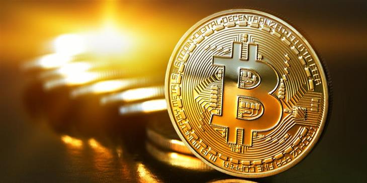 Κάτω από τις $62.000 βυθίστηκε το Bitcoin
