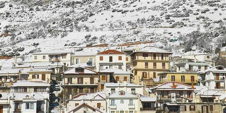 Μπλόκο στις… τουριστικές κρατήσεις για τις γιορτές βάζουν οι αγρότες