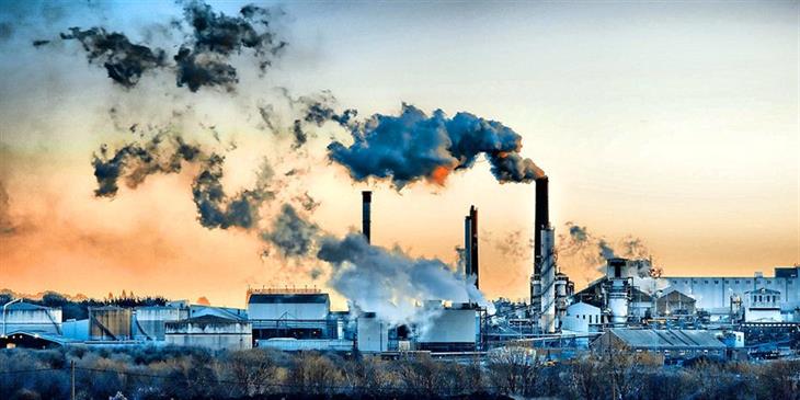 Κλιμάκωση στον Κόλπο βάζει νέα φωτιά σε πετρέλαιο-αέριο