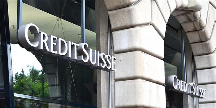 Σε ιστορικό χαμηλό η μετοχή της Credit Suisse, στα ύψη τα CDS