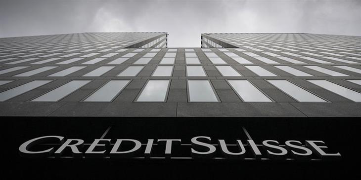 UBS/Credit Suisse: Σχεδιάζεται να καταργηθεί το 20-30% των θέσεων εργασίας