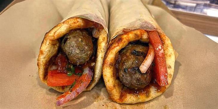 Τα σουβλατζίδικα που πρέπει να δοκιμάσεις στον Πειραιά
