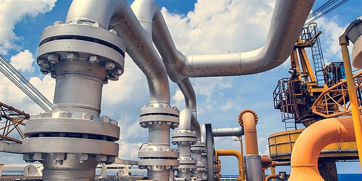 Reuters: Οι εξαγωγές πετρελαίου της Ρωσίας έχουν μειωθεί κατά 40%