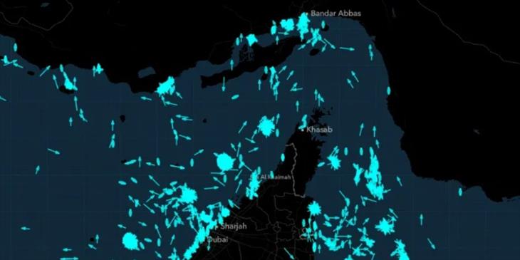 Ηλεκτρονικός πόλεμος στα Στενά, τάνκερ πλέουν με... 100 κόμβους