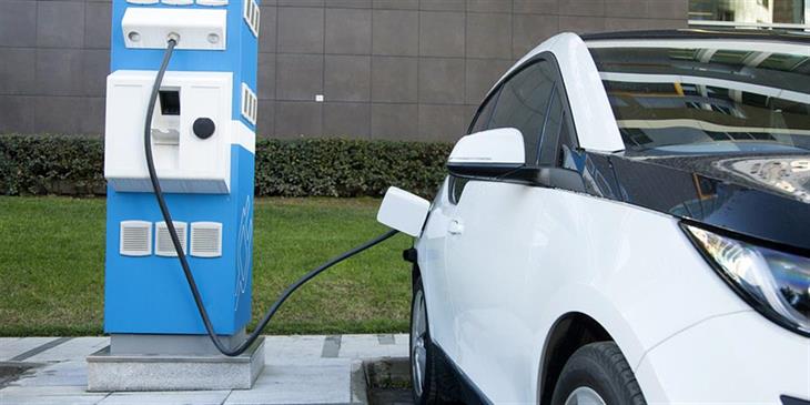 Οποιος... προλάβει θα πάρει την επιδότηση για ηλεκτροκίνητο όχημα