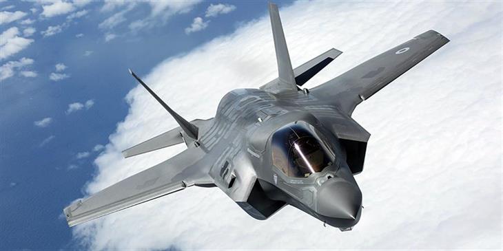 Ο Ελον Μασκ «καταρρίπτει» τα F-35