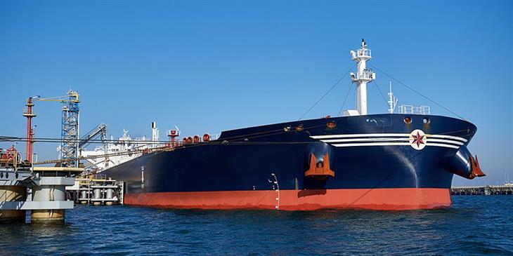 Δεύτερο χτύπημα σε πλοίο κοντά στο Στενό του Ορμούζ