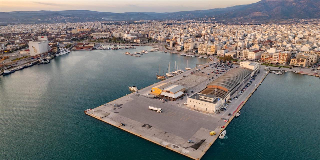 Μπλόκο ΑΑΔΕ σε φορτηγό πλοίο στο Βόλο, εντοπίστηκε λαθραίο ναυτιλιακό ντίζελ