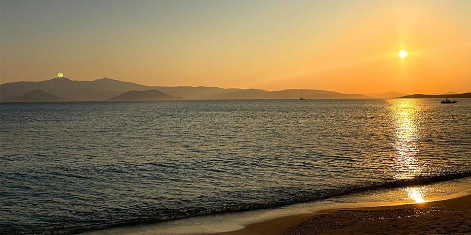 Αττική σαν διακοπές: Τέσσερις παραλίες για να αράξεις ως αργά