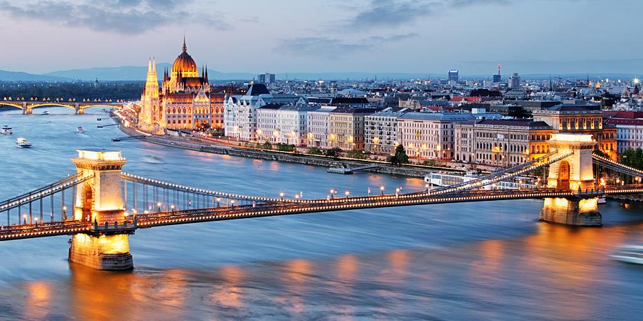 Mε €4,3 δισ. παίρνει πίσω το αεροδρόμιο της Βουδαπέστης ο Ορμπαν