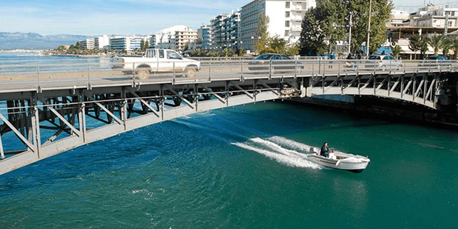 Γέφυρα Χαλκίδας: Άγνωστος ο χρόνος αποκατάστασης της κυκλοφορίας