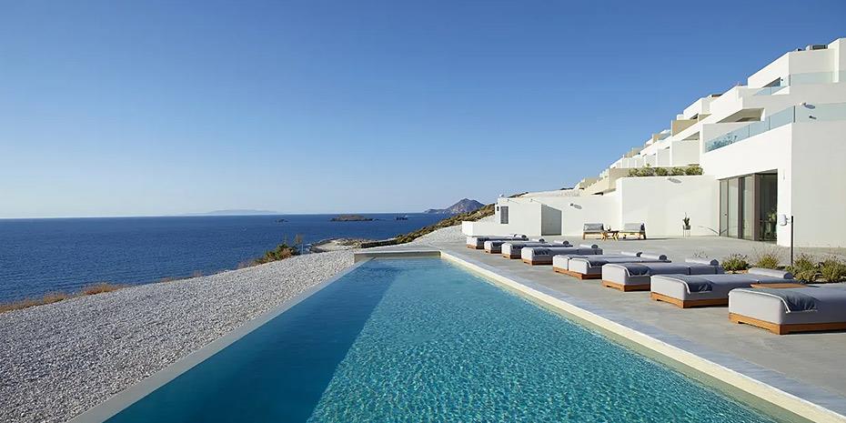 «Φρένο» ΣτΕ στην επέκταση του Domes White Coast στη Μήλο