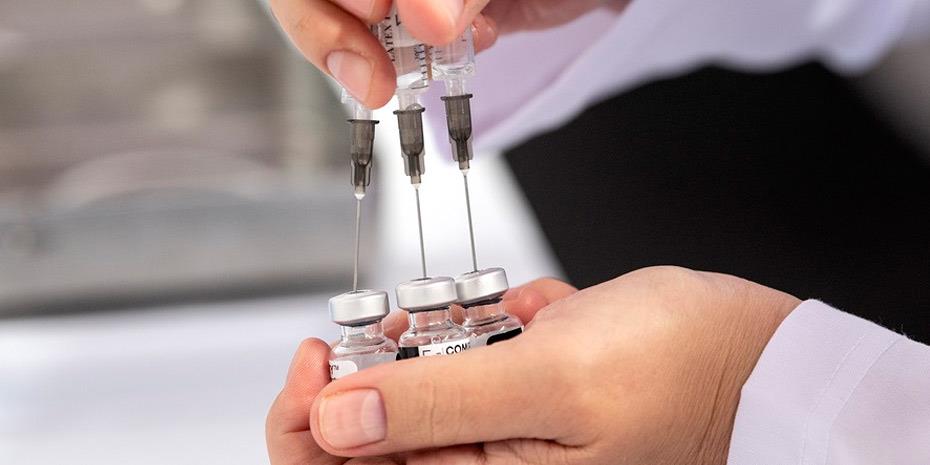 Σκάνδαλο με δεκάδες «μαϊμού» εμβολιασμούς στον Παλαμά Καρδίτσας