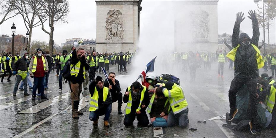 Γαλλία: Σε κοινό αγώνα συνδικαλιστές και κίτρινα γιλέκα