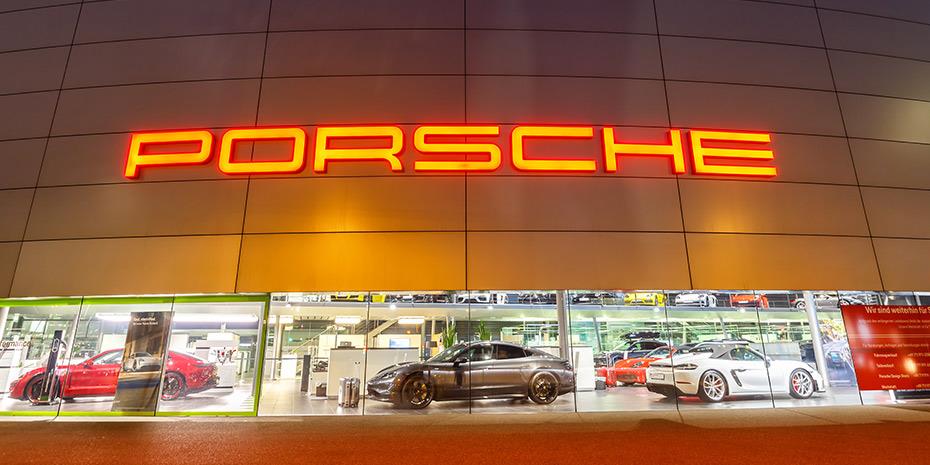 «Σνομπάρουν» τις Porsche οι Κινέζοι, πτώση 21% στις εξαγωγές