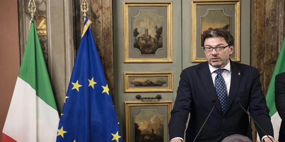 Ιταλός ΥΠΟΙΚ: Χαμηλά ο πήχης για ντιλ στο Σύμφωνο Σταθερότητας