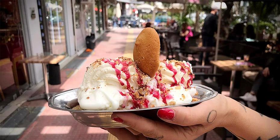 Τα oldschool παγωτατζίδικα της νιότης μας