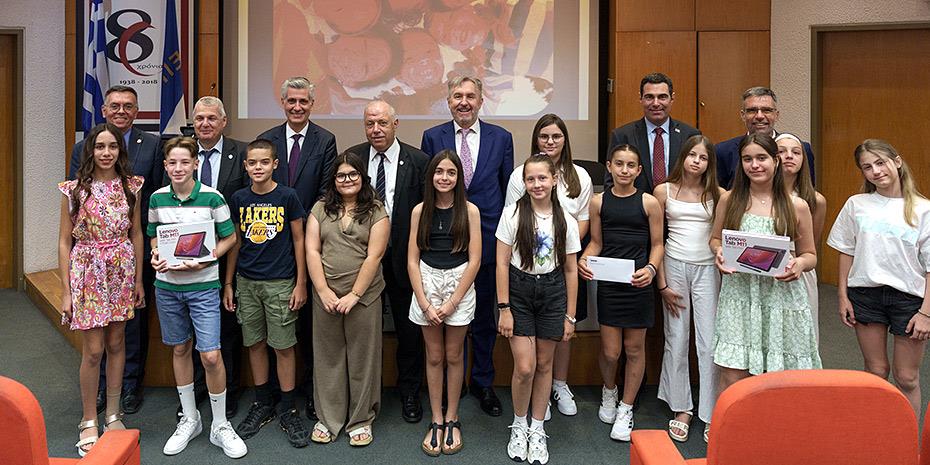 Βραβεύτηκαν οι άριστοι του 1ου πανελλήνιου μαθητικού διαγωνισμού αποταμίευσης