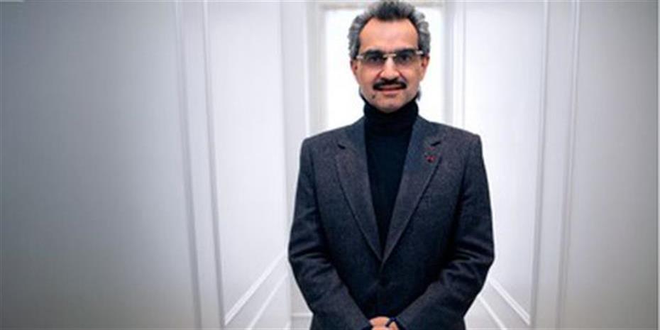 «Φυλακισμένος» και «μόνος» πρίγκηπας στο πολυτελές Ritz