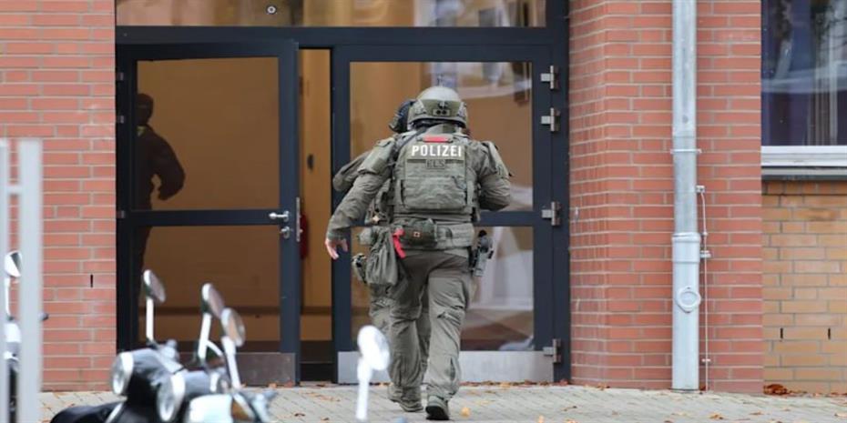 Συναγερμός στο Αμβούργο: Ενοπλοι μέσα σε σχολείο