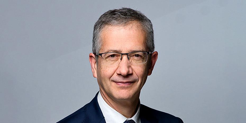 Φαβορί ο Χερνάντες ντε Κος για τη διαδοχή Λαγκάρντ στην ΕΚΤ