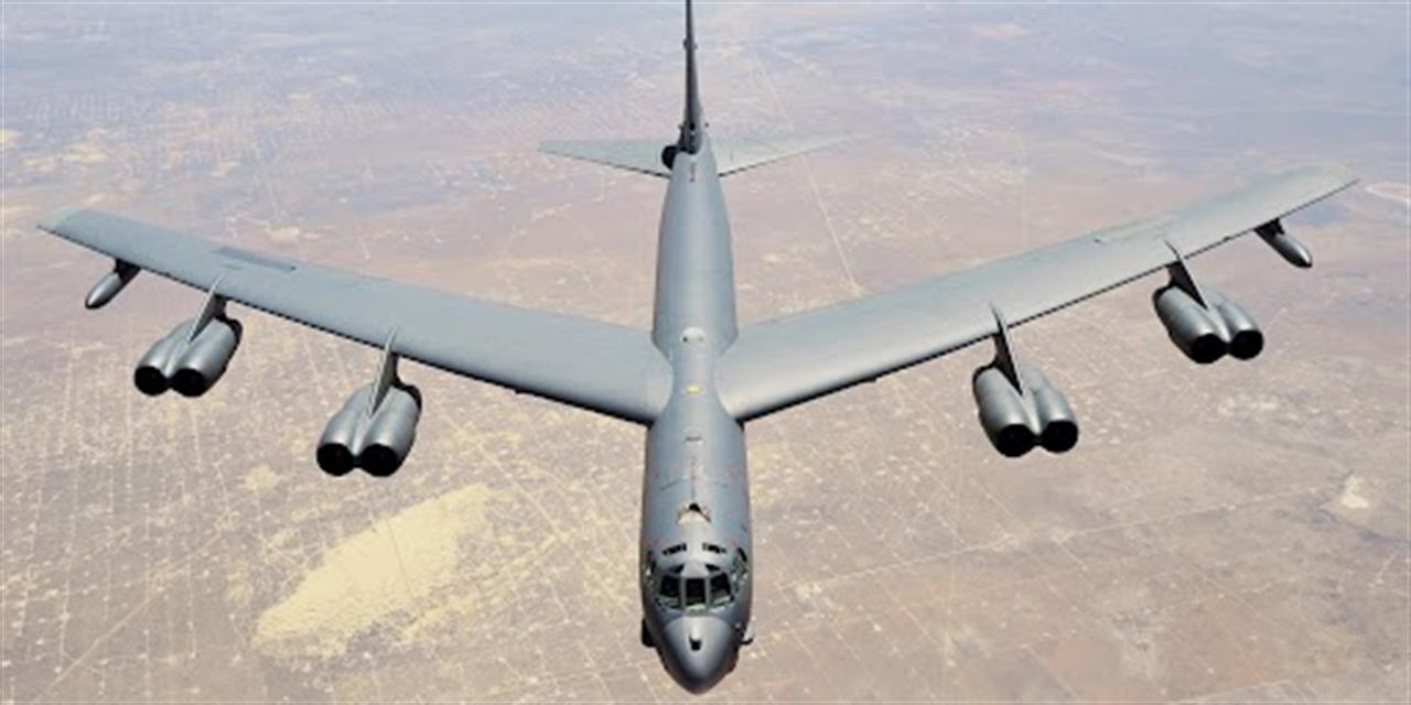 ΗΠΑ: Συνετρίβη βομβαρδιστικό B-52 στην Καλιφόρνια