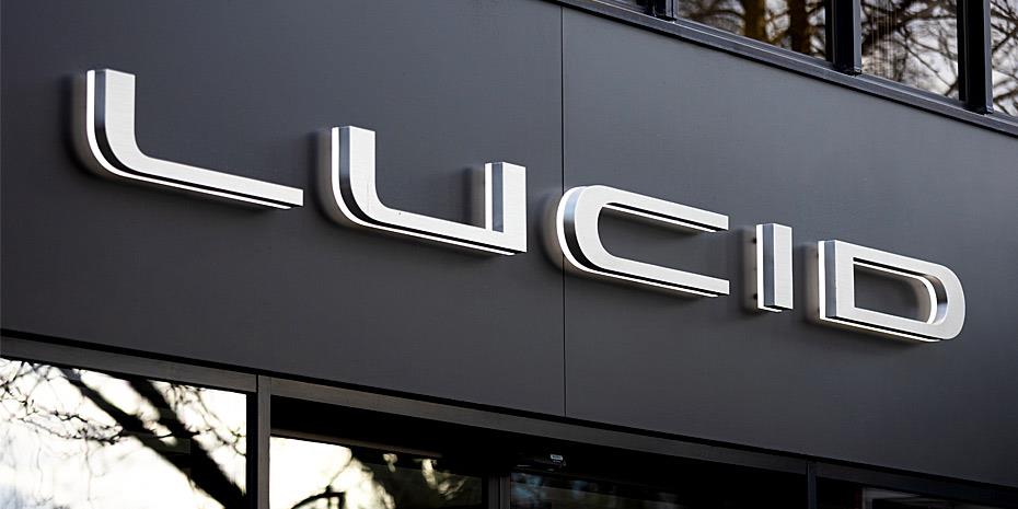 CEO Lucid: Υποχωρεί η ζήτηση για ηλεκτρικά οχήματα σε ΗΠΑ και ΕΕ